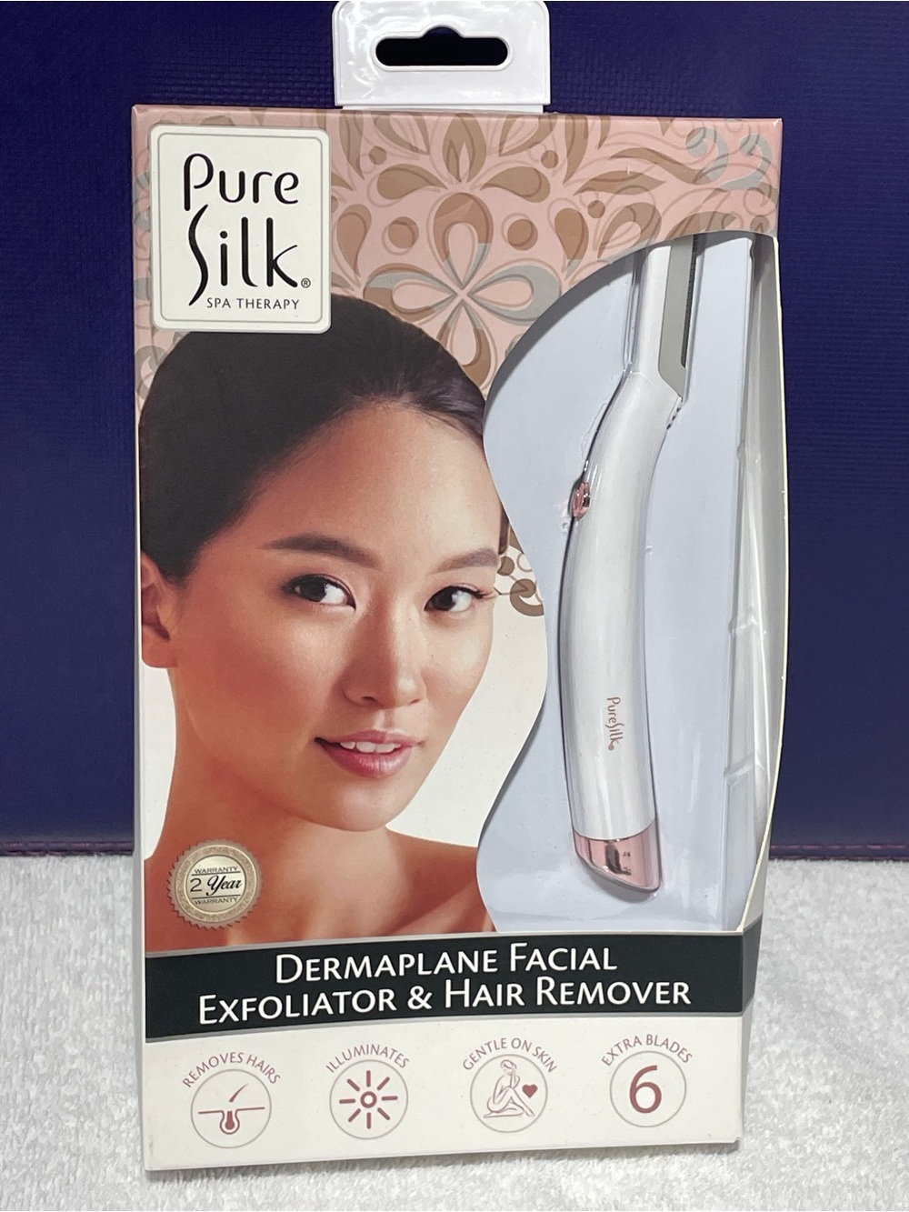 Dermaplane Facial Exfoliator & Hair Remover — White with Rose Gold